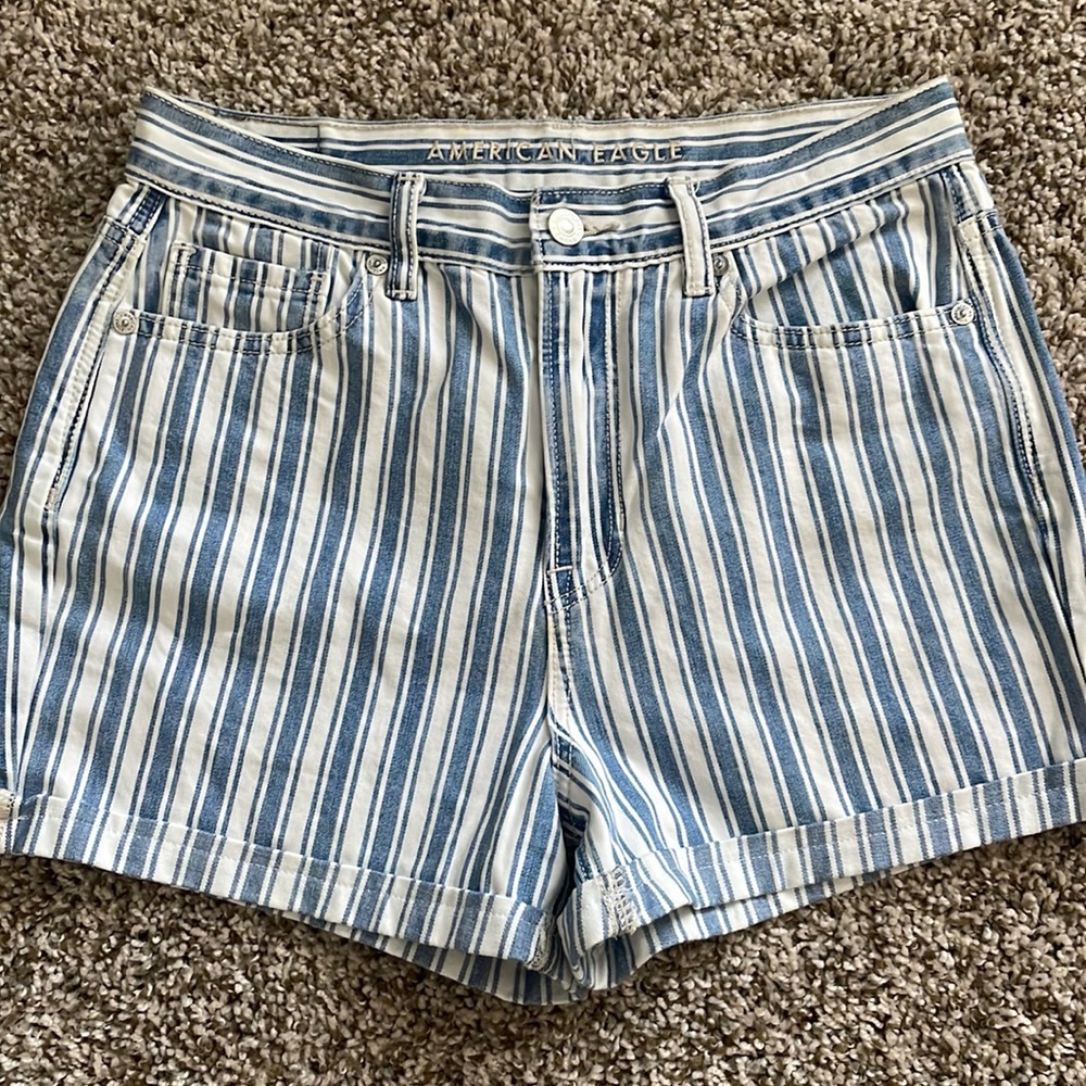Mom Jean shorts!